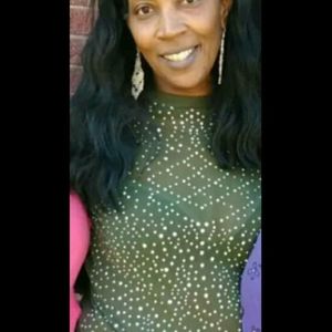 Meet your Posher, Debra